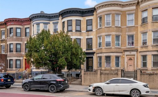 House in New York, New York, United States 1