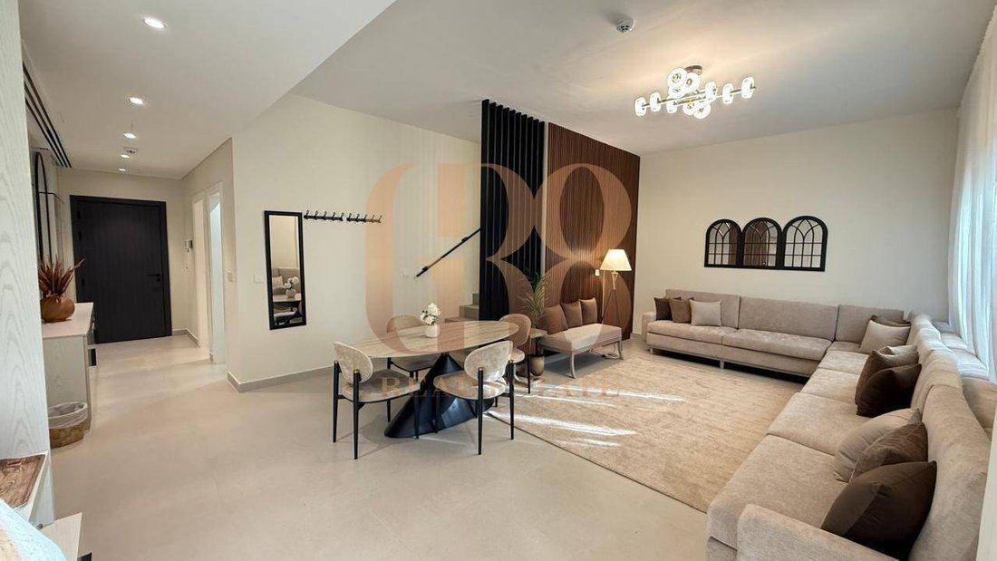 Townhouse in Al Ruwaidat Suburb, Sharjah Emirate, United Arab Emirates 3 - 17433655