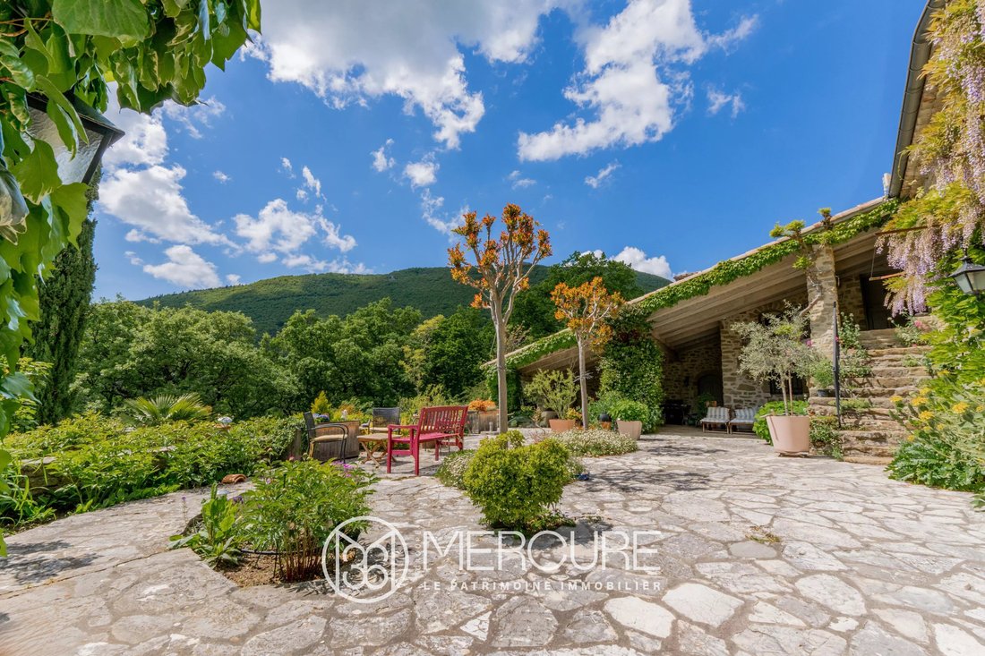 Estate in Comps, Auvergne-Rhône-Alpes, France 4 - 17433818