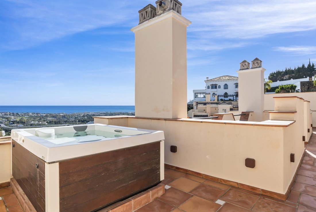 Penthouse in Benahavis, Andalusia, Spain 3 - 17433649