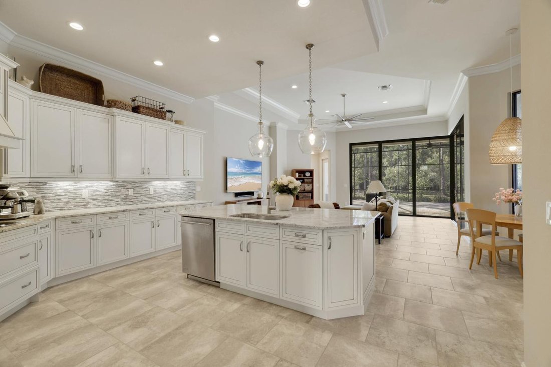 House in Fort Myers, Florida, United States 4 - 17433975