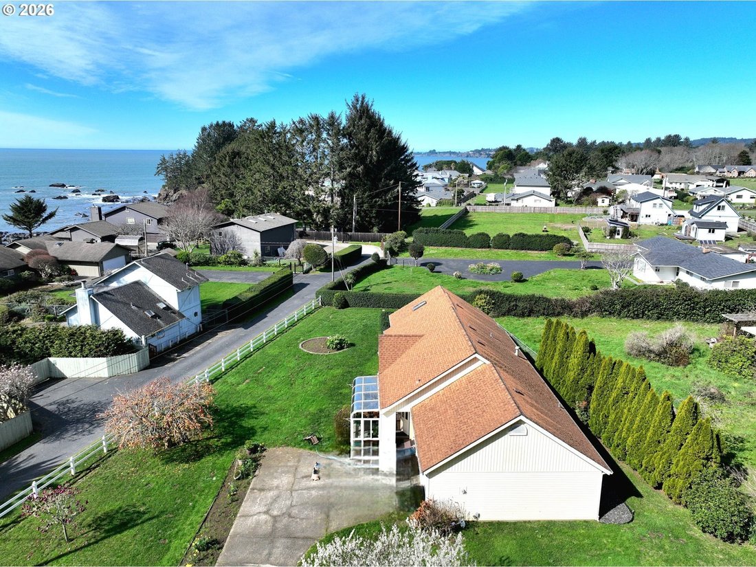 House in Brookings, Oregon, United States 3 - 17433778