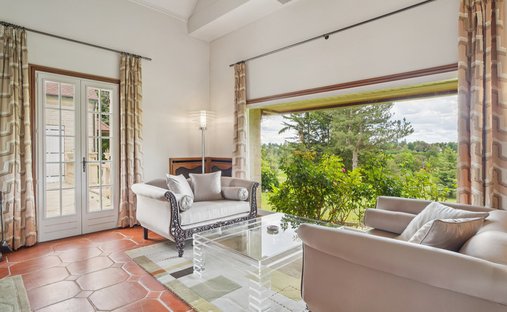 Château Saint Nom La Bretèche 1074.0 Sqm 10 Bedrooms