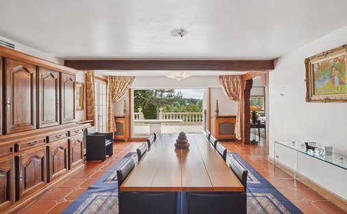 Château Saint Nom La Bretèche 1074.0 Sqm 10 Bedrooms