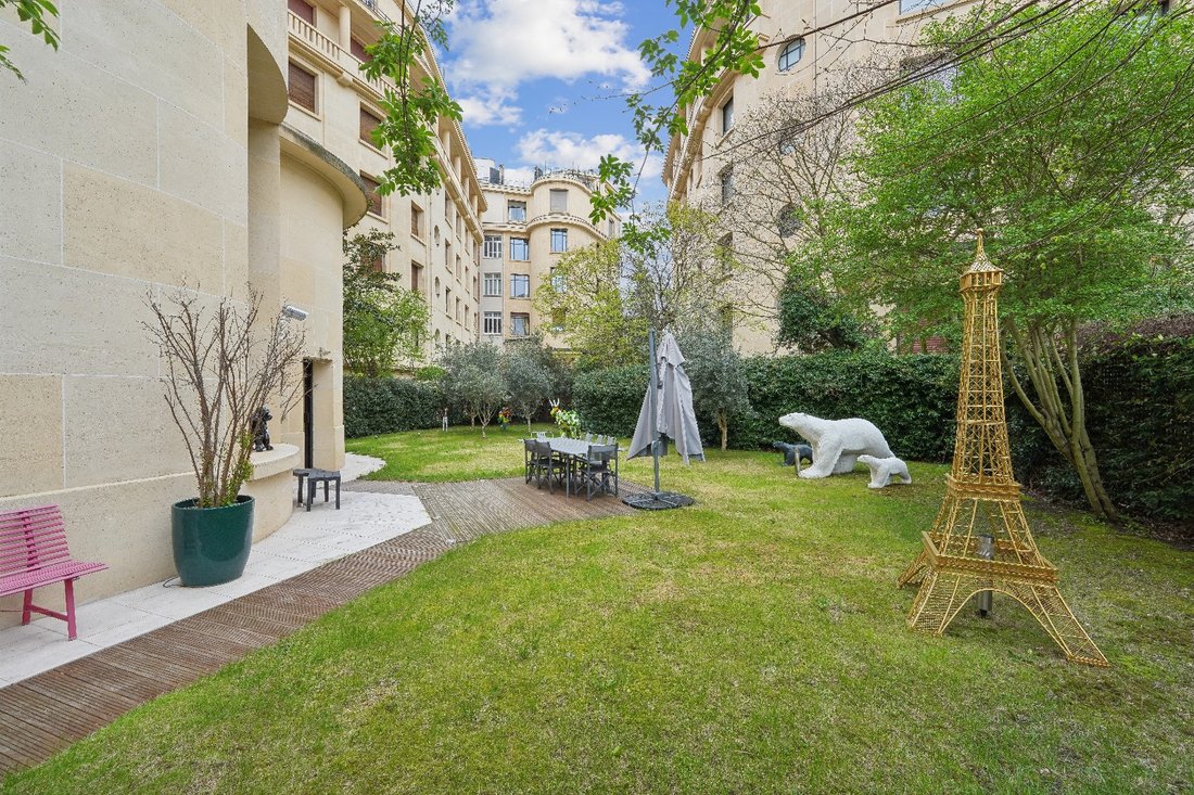 Apartment in Bois de Boulogne, Paris 16e Arrondissement, Paris 4 - 17433711