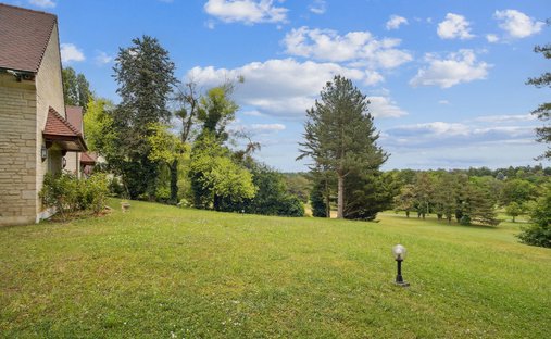 Château Saint Nom La Bretèche 1074.0 Sqm 10 Bedrooms