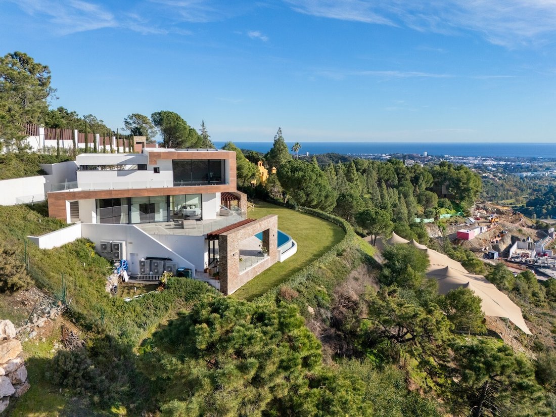 Villa in Benahavis, Andalusia, Spain 3 - 17433805