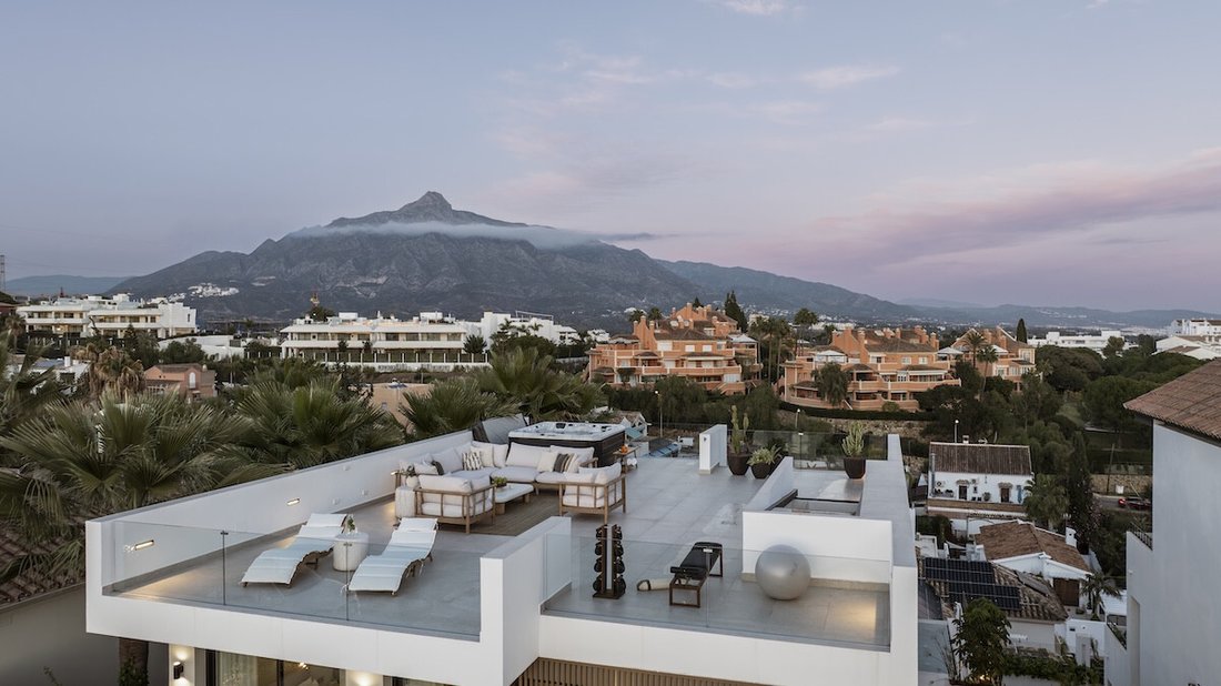 Villa in Marbella, Andalusia, Spain 5 - 17433804