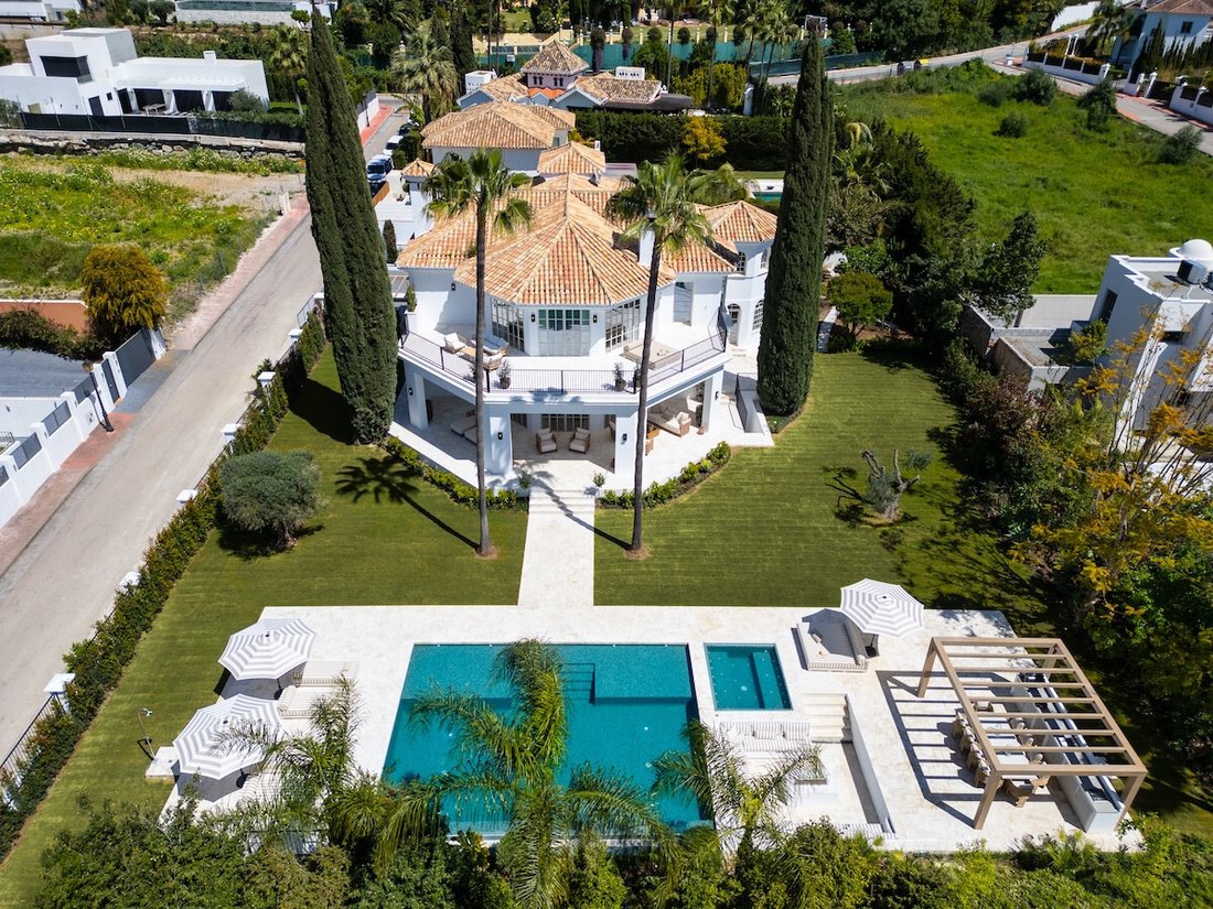 Villa in Nueva Andalucia, Marbella, Spain 4 - 17433810