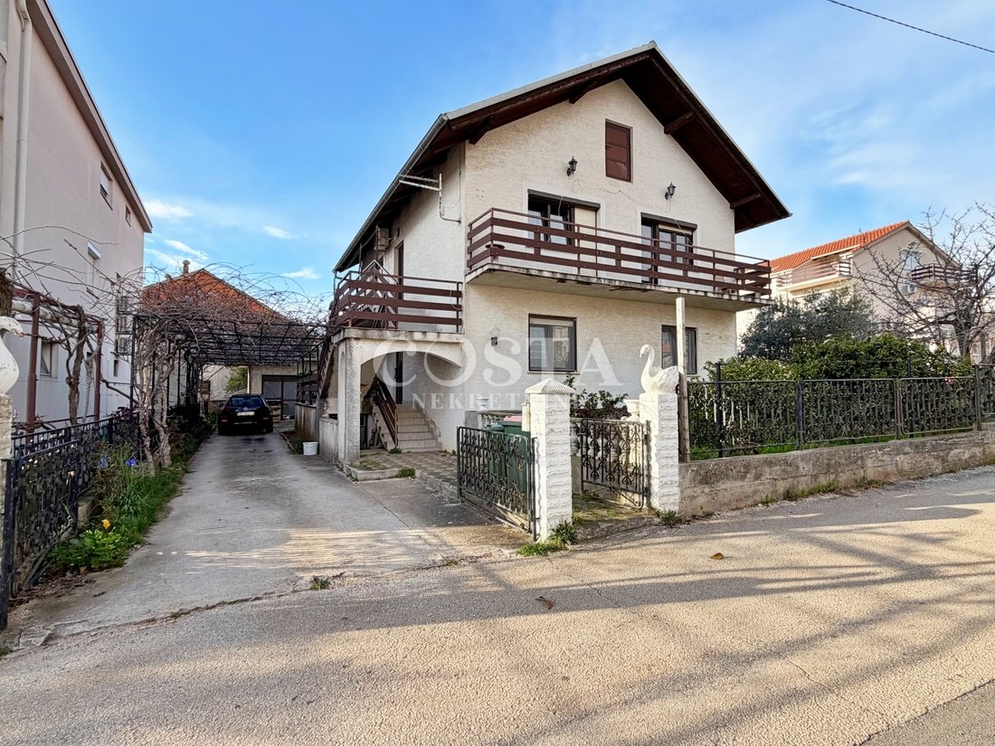 House in Mjesni odbor Plovanija, Zadar, Zadar County 2 - 17433986