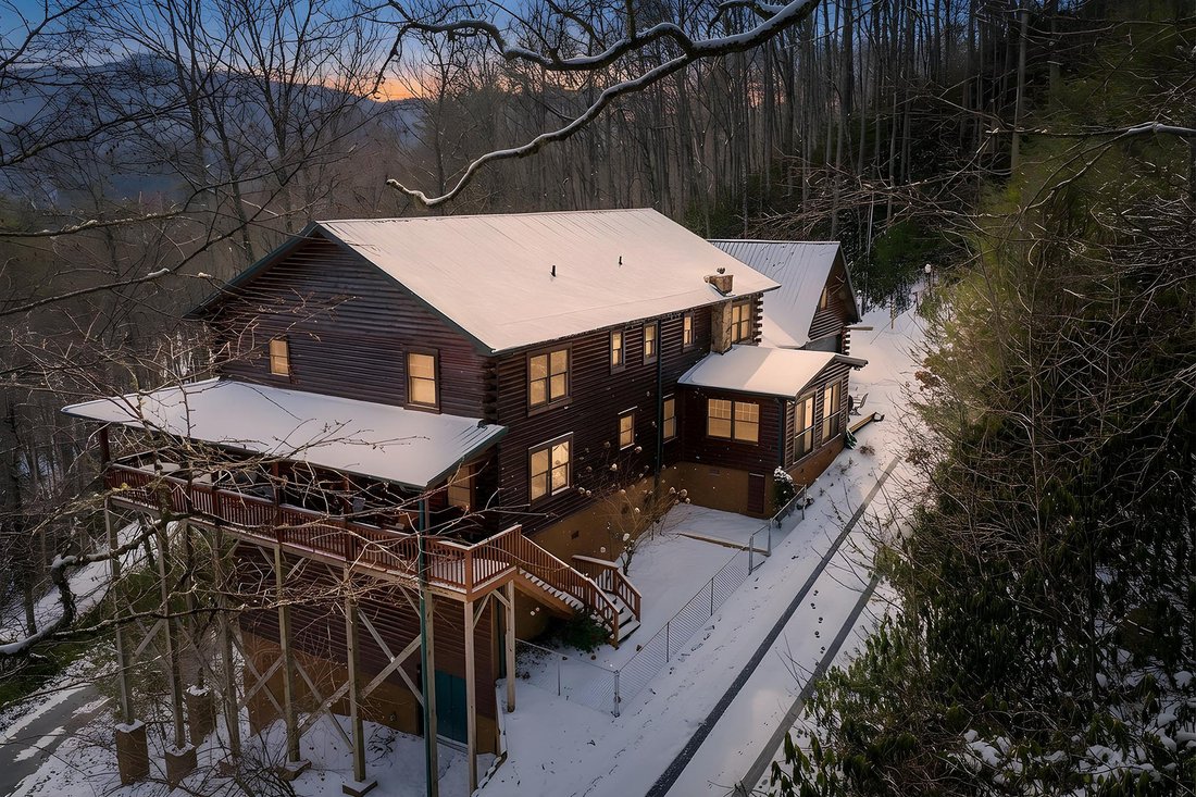 House in Banner Elk, North Carolina, United States 3 - 17433570