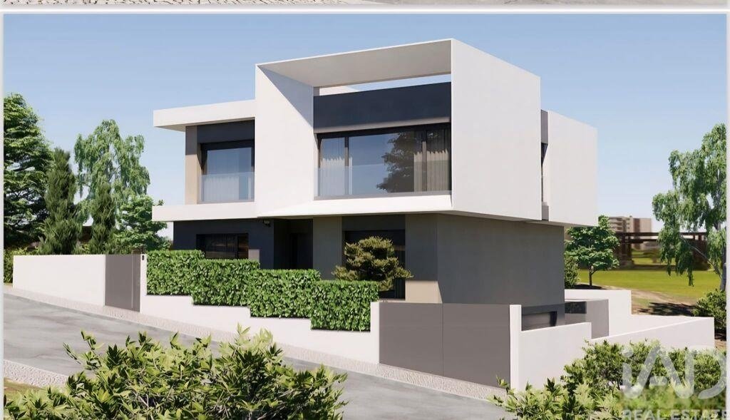 Townhouse in Carcavelos e Parede, Lisbon, Portugal 2 - 17434354