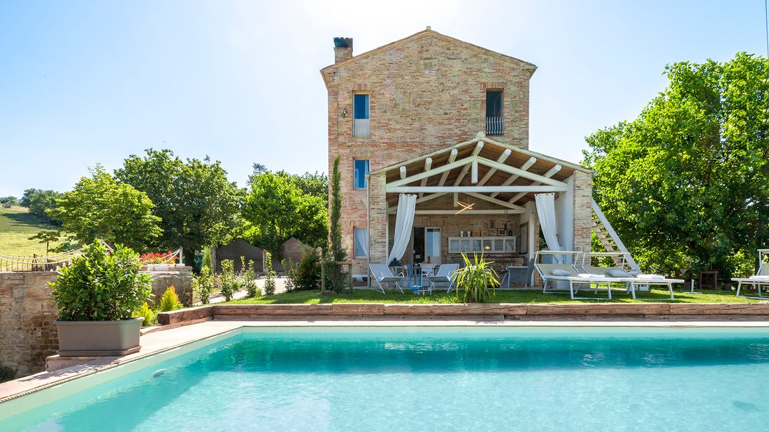 Country House in Staffolo, Marche, Italy 1 - 17434244