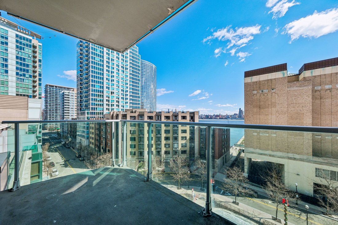 Condo in Hoboken, New Jersey, United States 1 - 17434132