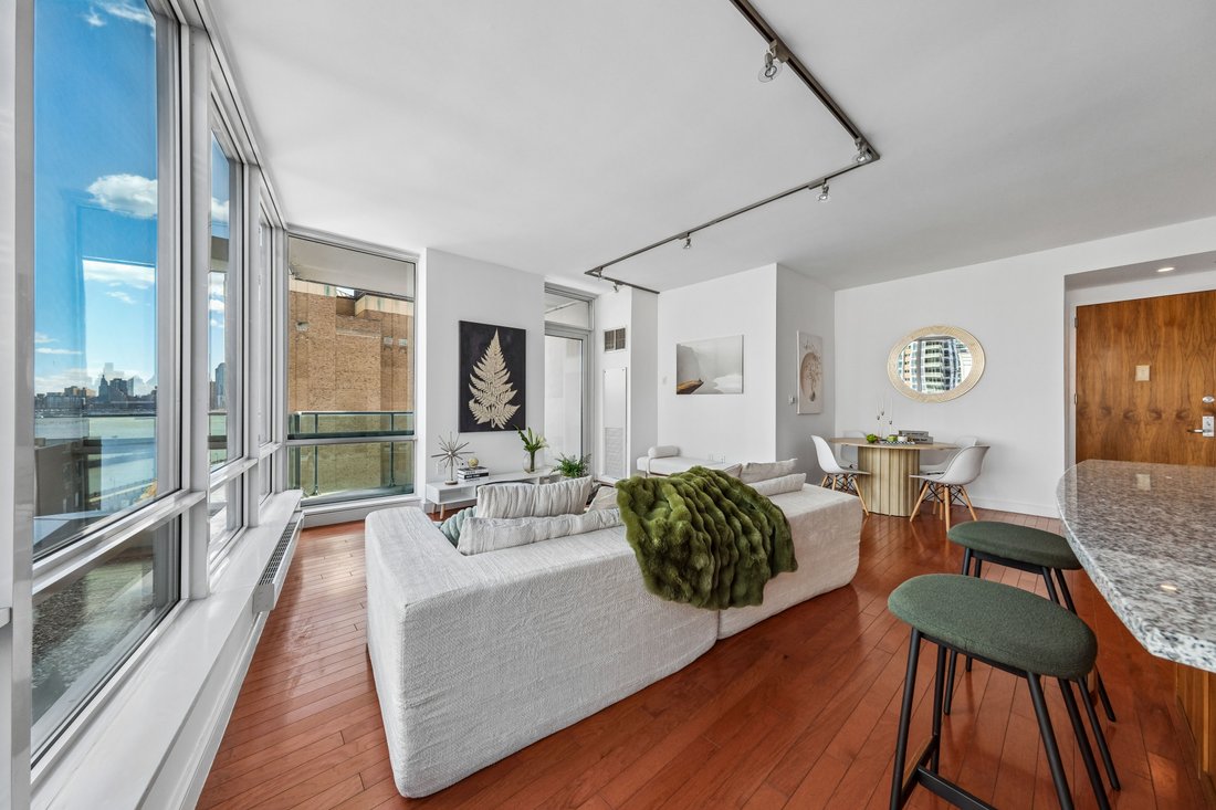 Condo in Hoboken, New Jersey, United States 3 - 17434132