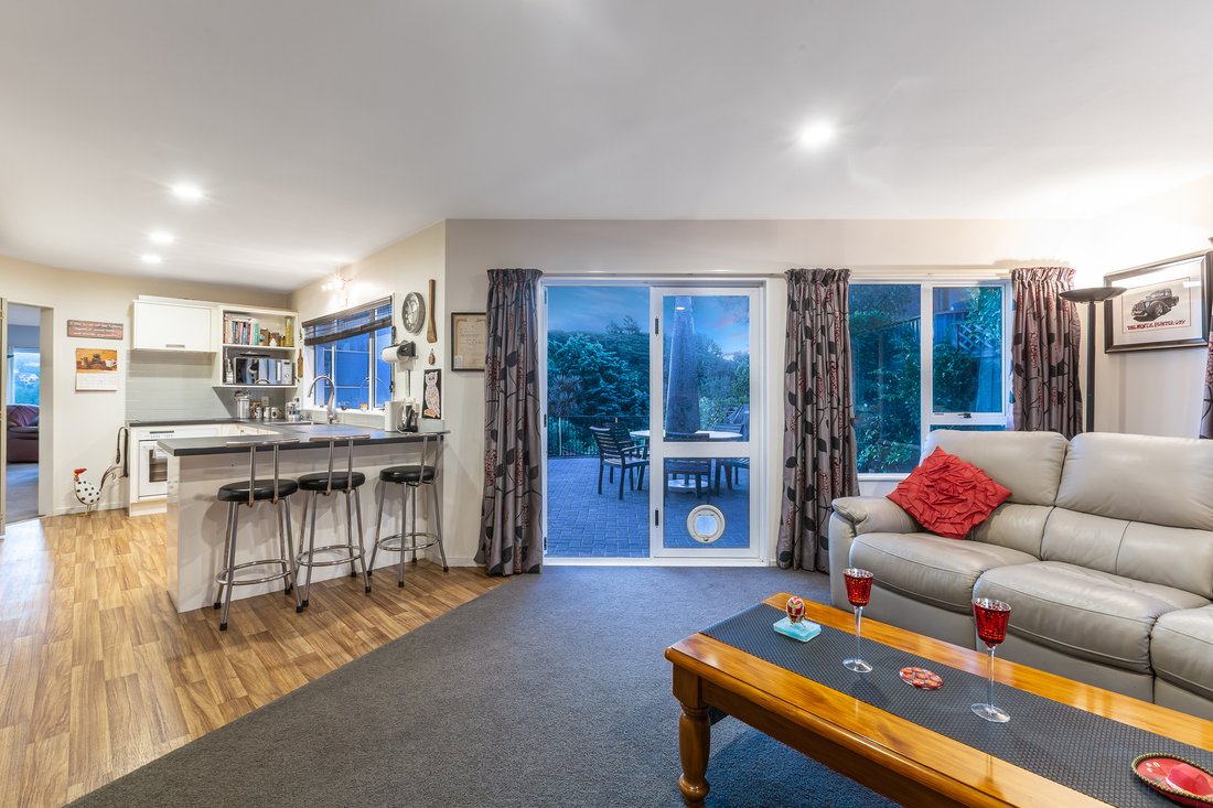 Porirua, Wellington, New Zealand 4 - 17434127