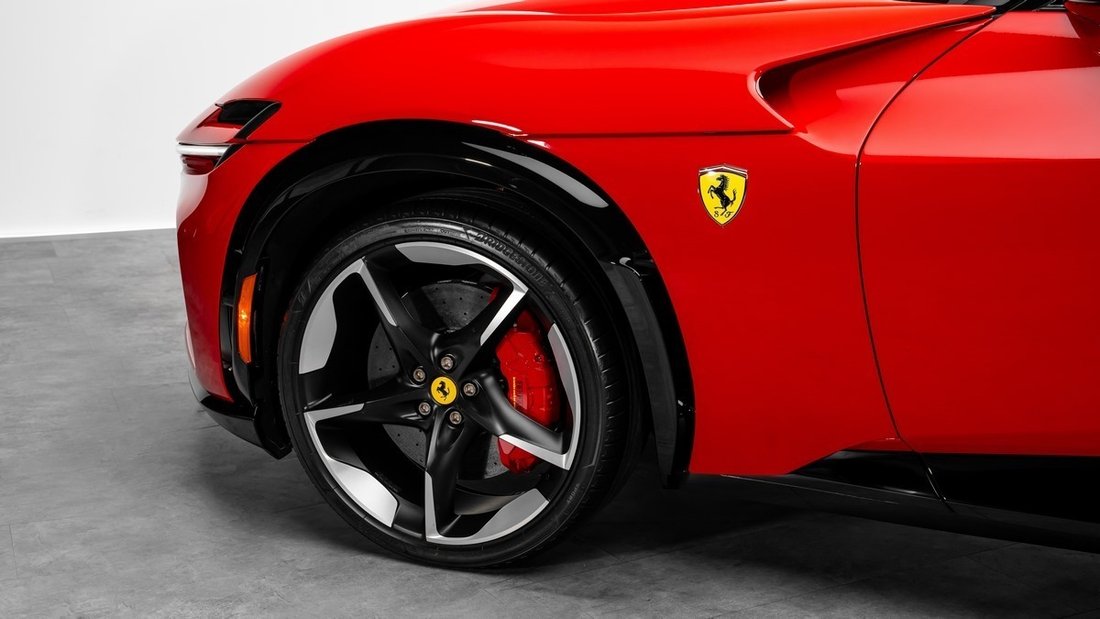 Suv in Dubai, United Arab Emirates 4 - 17434327