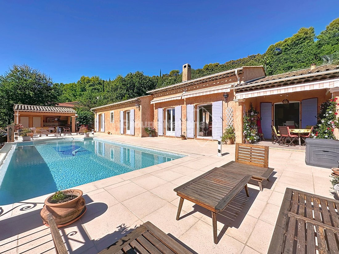 Villa en Le Tignet, Provenza-Alpes-Costa Azul, Francia 2 - 17434337