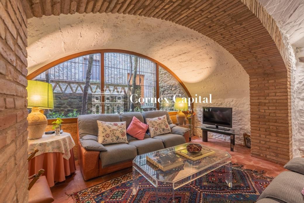 Townhouse in Cruilles, Monells i Sant Sadurni de l'Heura, Catalonia, Spain 5 - 17434813