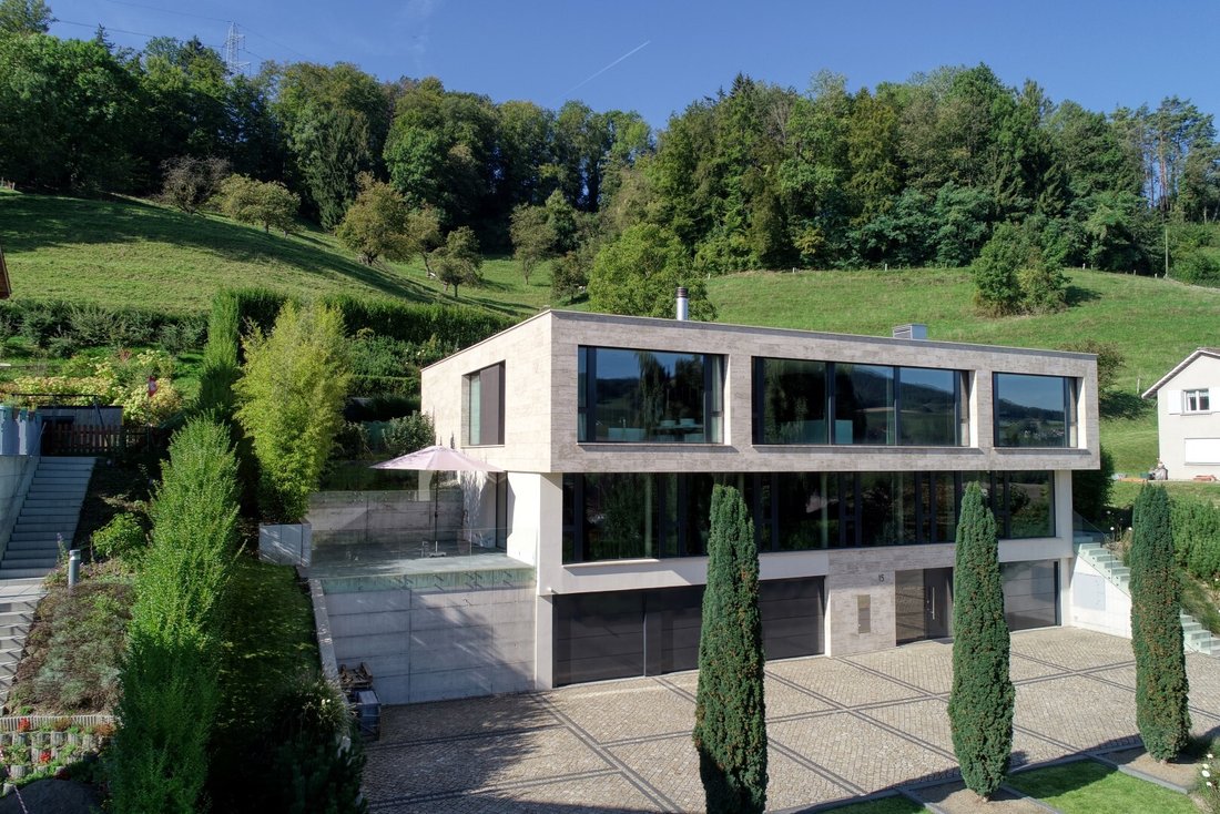 Private Residence Near Zurich – Secure, Discreet And Built For People Who Value Stability.
