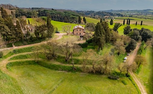 Tenuta a Fauglia, Toscana, Italia 1