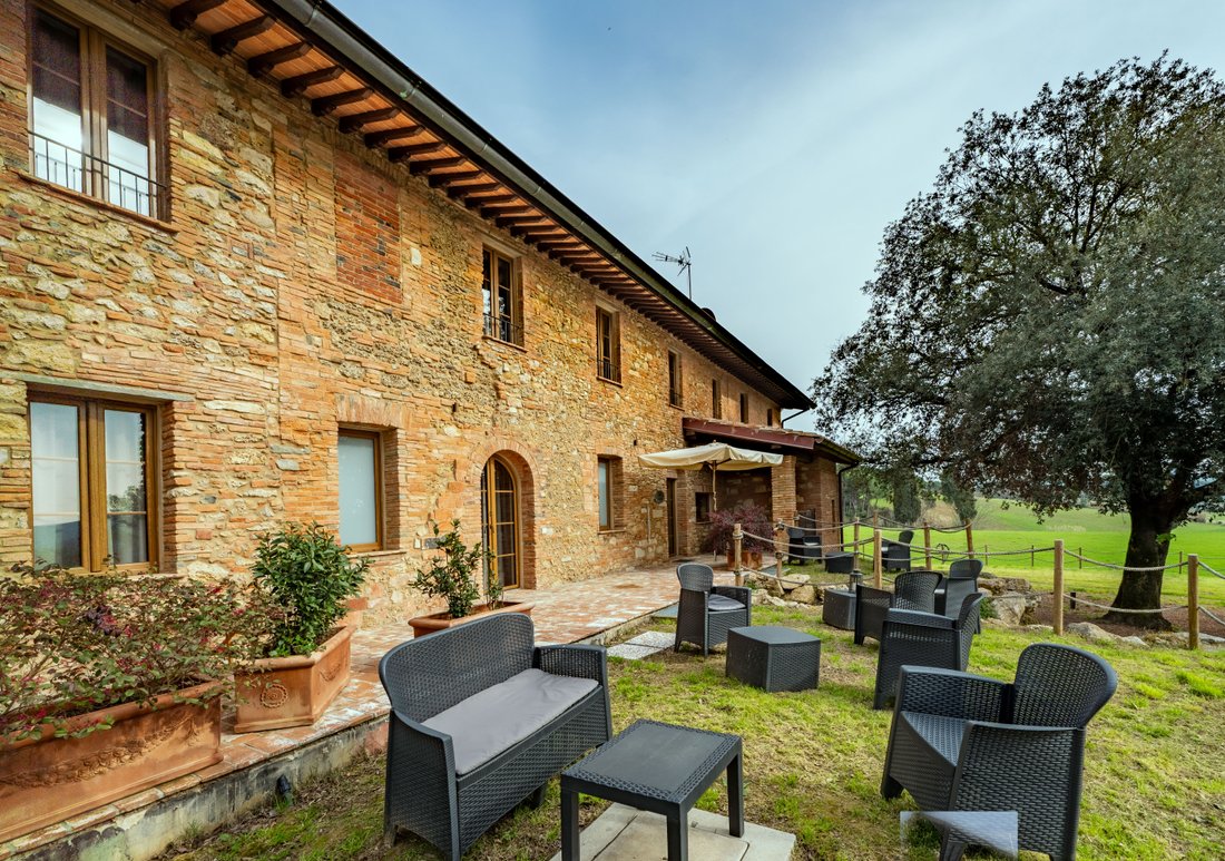 Estate in Fauglia, Tuscany, Italy 2 - 17434881