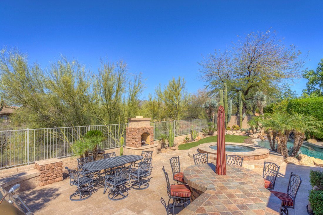 Carefree, Arizona, United States 1 - 17434877