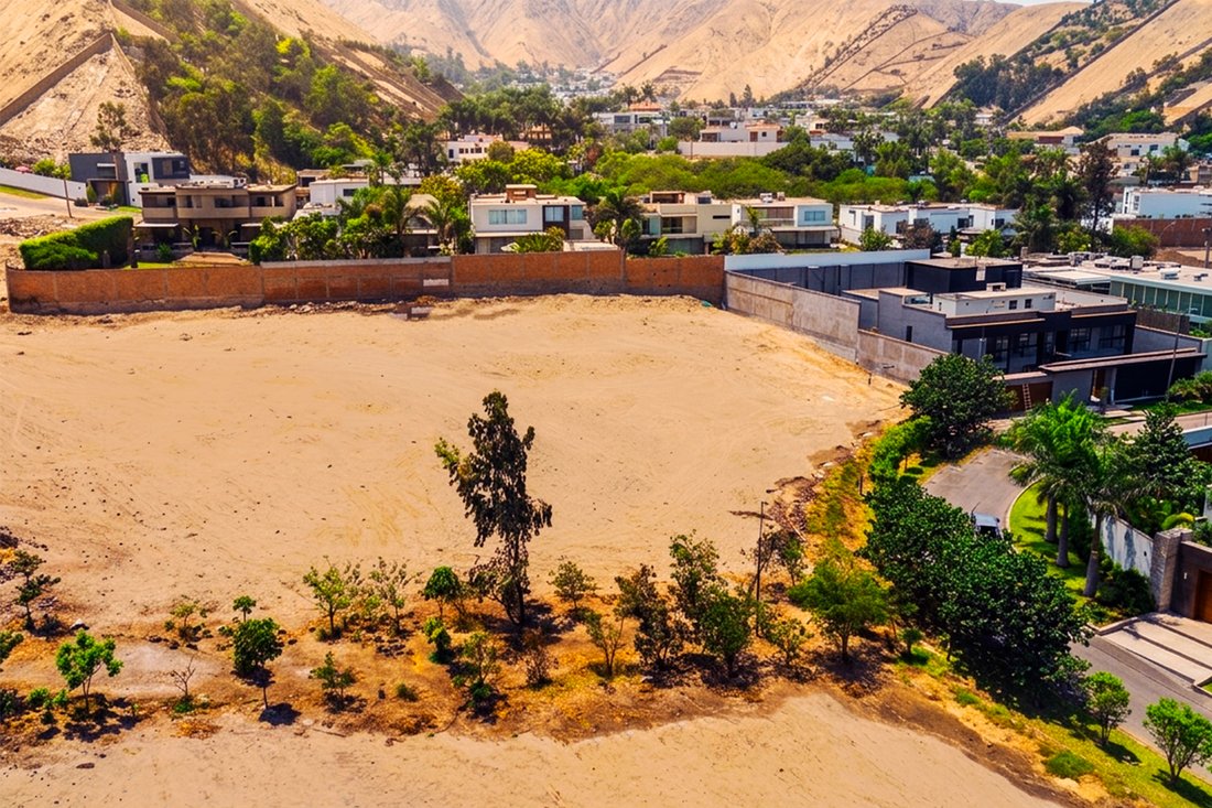 Land in La Molina, Metropolitan Municipality of Lima, Peru 1 - 17434362