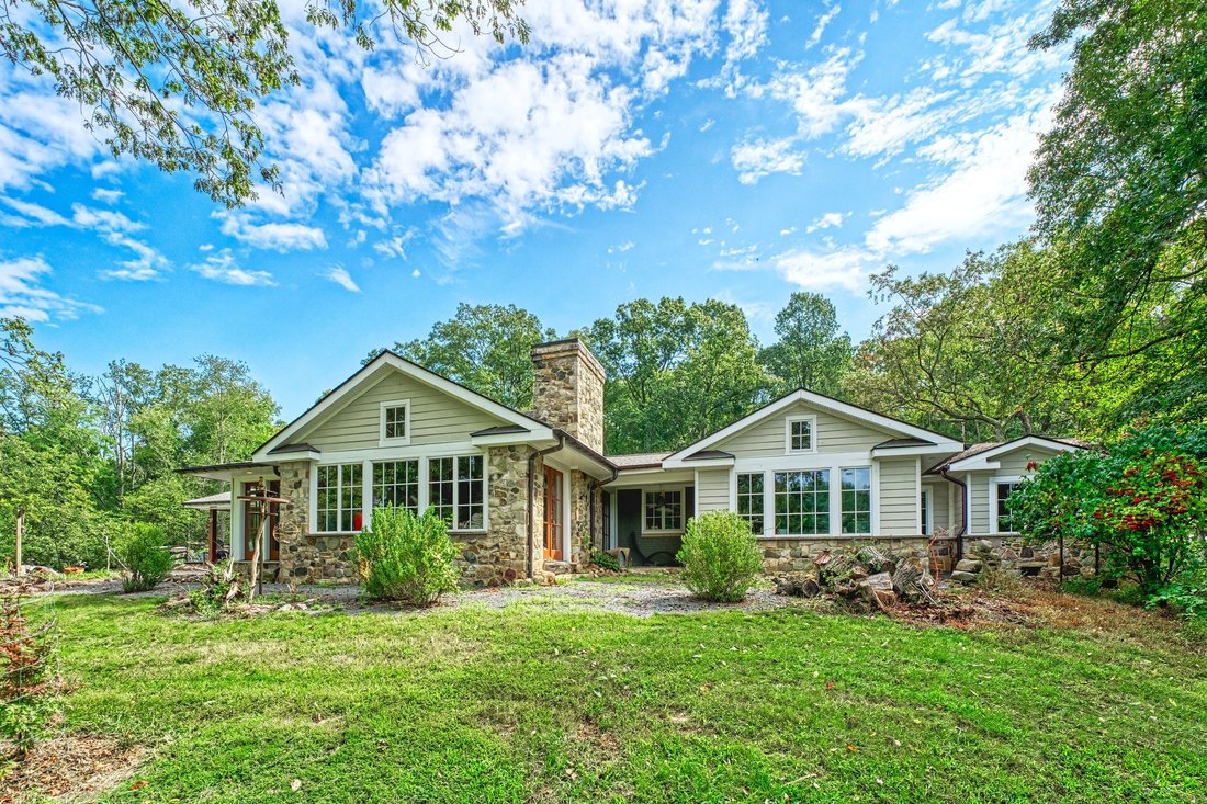 Leesburg, Virginia, United States 1 - 17434874