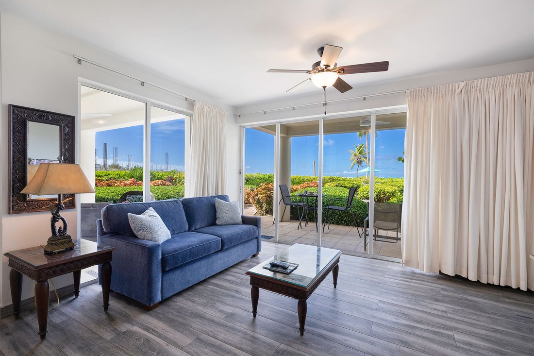 Condo in The Bight Settlement, Caicos Islands, Turks and Caicos Islands 2 - 17434716