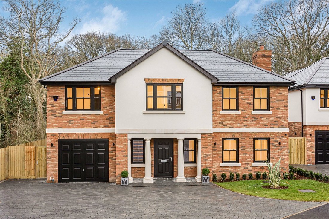 House in Goff's Oak, Waltham Cross, England 1 - 17247024