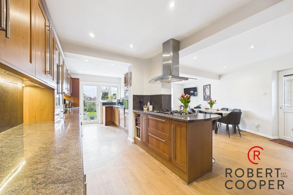 House in Ruislip Manor, Hillingdon, England 3 - 17435310