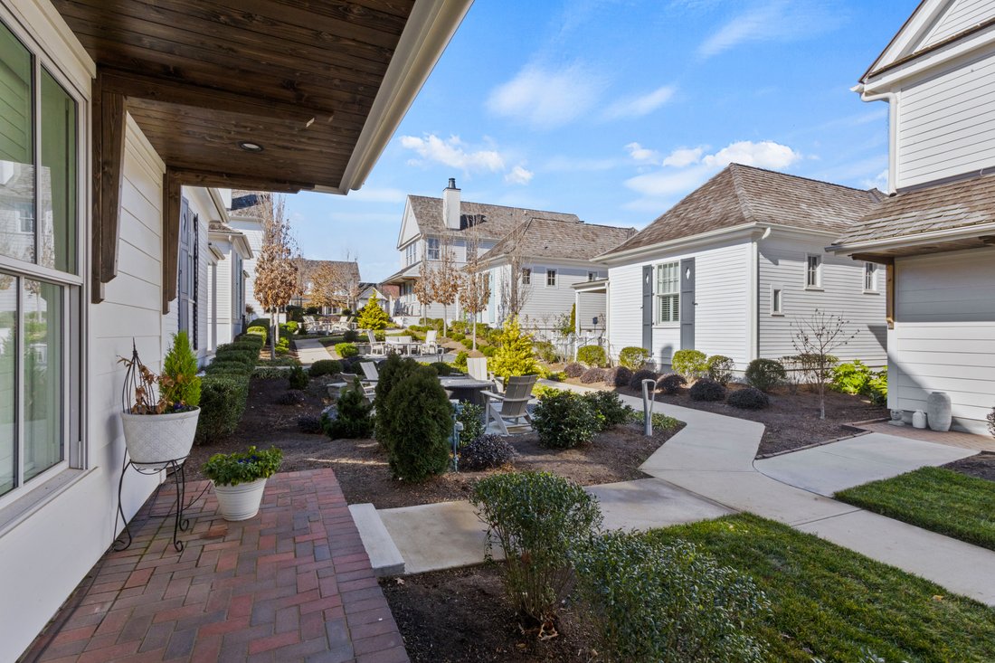 Greenville, South Carolina, United States 4 - 17435165
