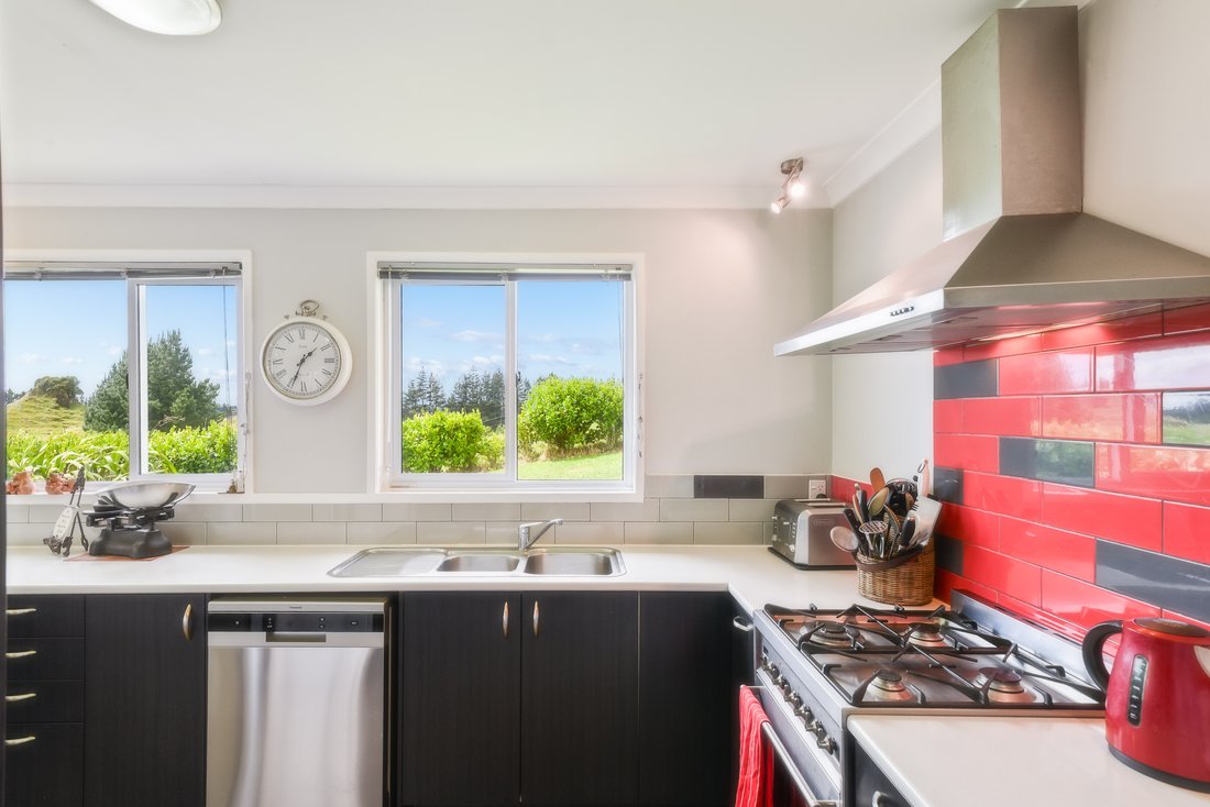 Farm Ranch in Rerewhakaaitu, New Zealand 4 - 17435037