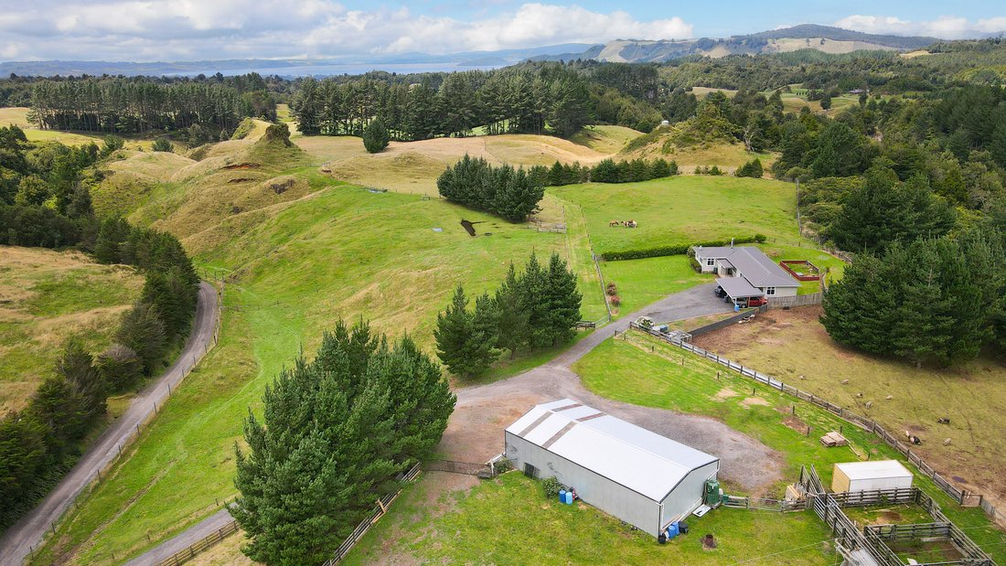 Farm Ranch in Rerewhakaaitu, New Zealand 2 - 17435037