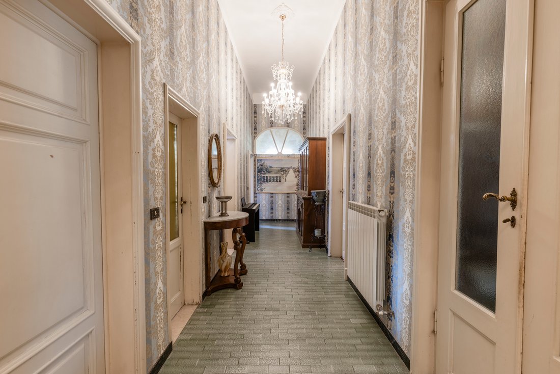Apartment in Historic Center, Lucca, Tuscany 2 - 17435731