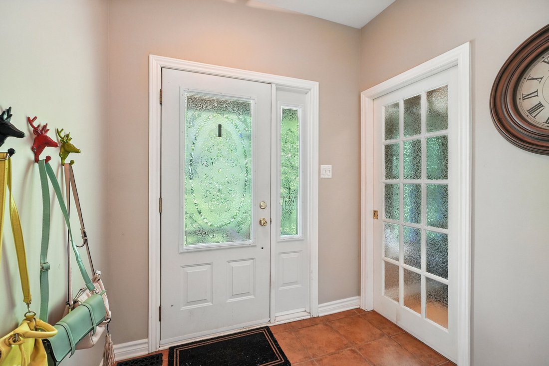 House in Les Collines-de-l'Outaouais, Canada 4 - 17436706