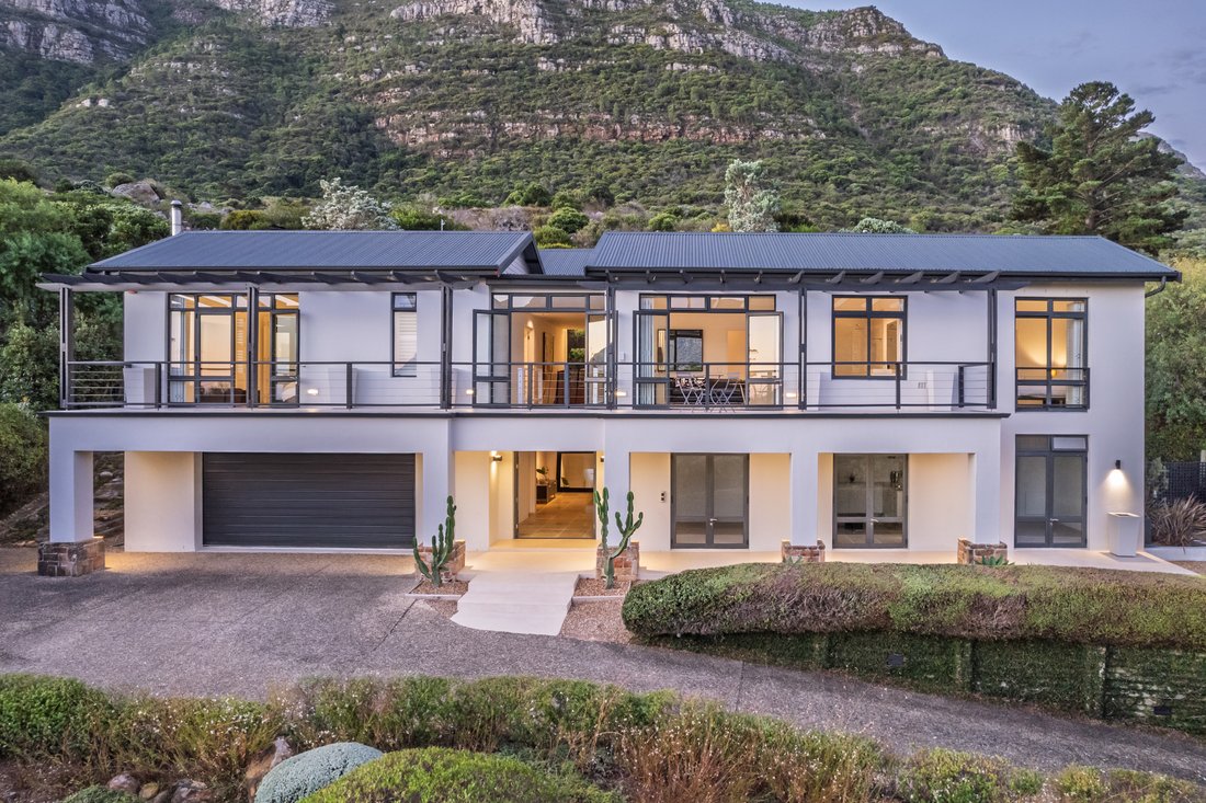 Estate in Kenrock Country Estate, Cape Town, South Africa 1 - 16912918