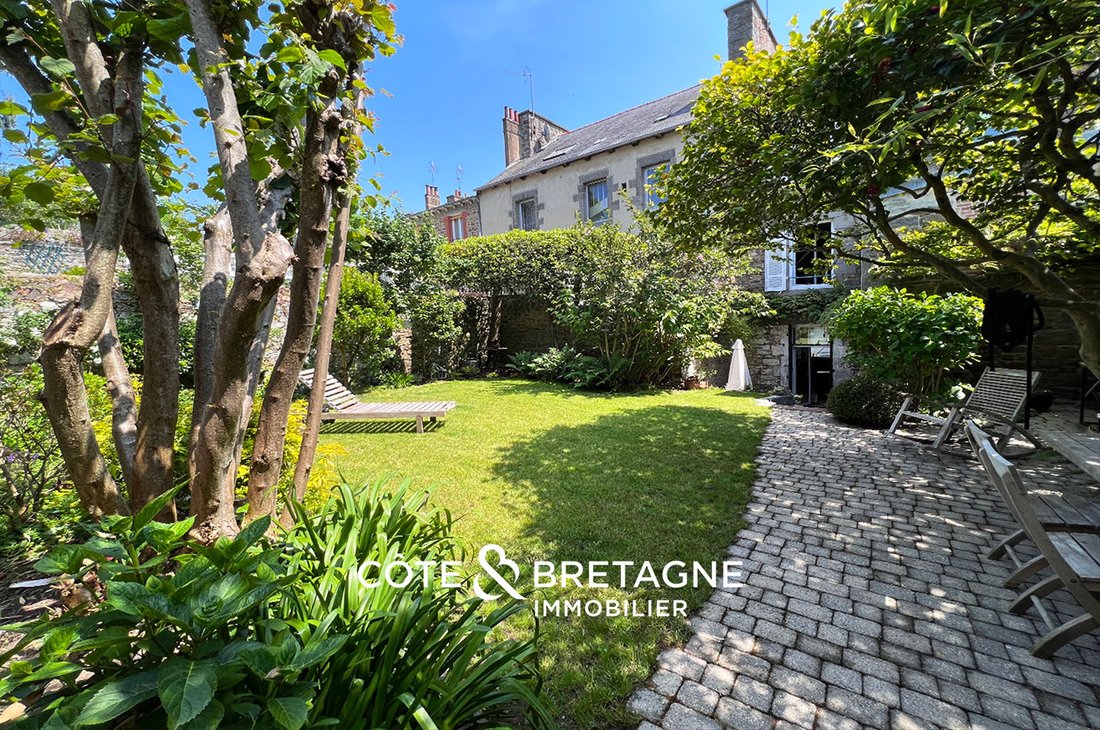 House in La Tour d'Auvergne, Saint-Brieuc, France 1 - 17438969