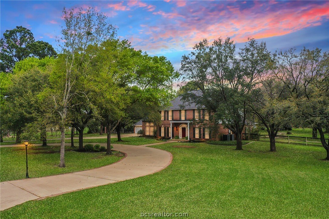 House in College Station, Texas, United States 1 - 17438157