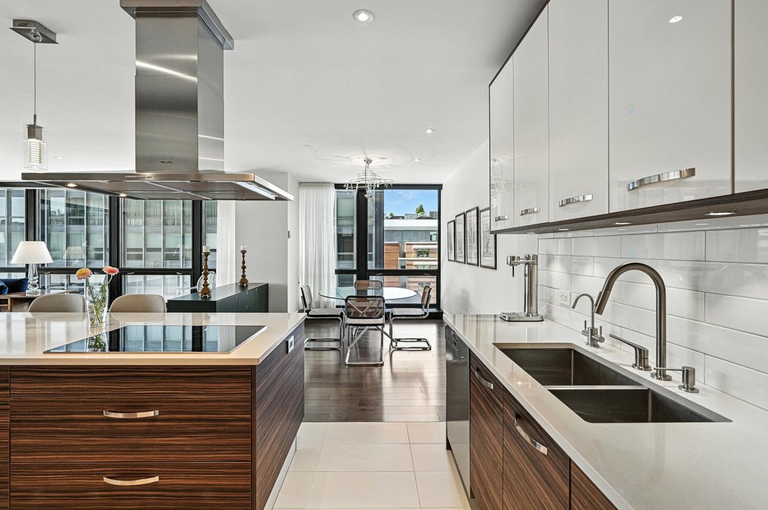 Condo in Westmount, Quebec, Canada 3 - 17327670