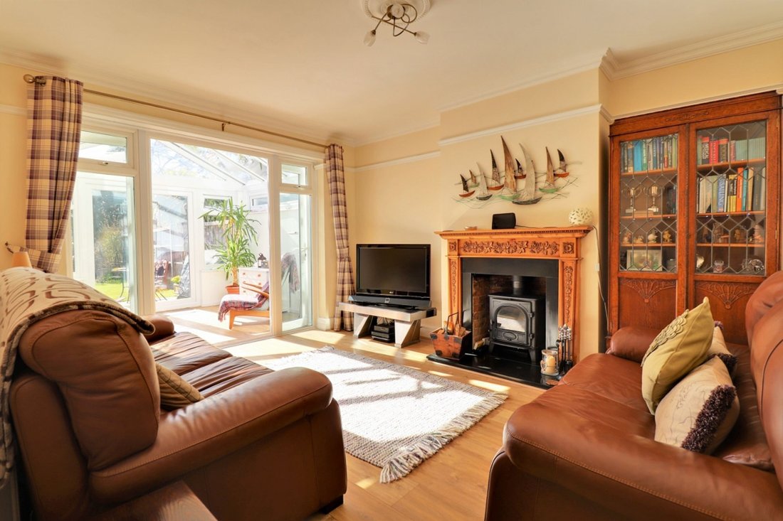 House in Burgess Hill, England 3 - 17436548