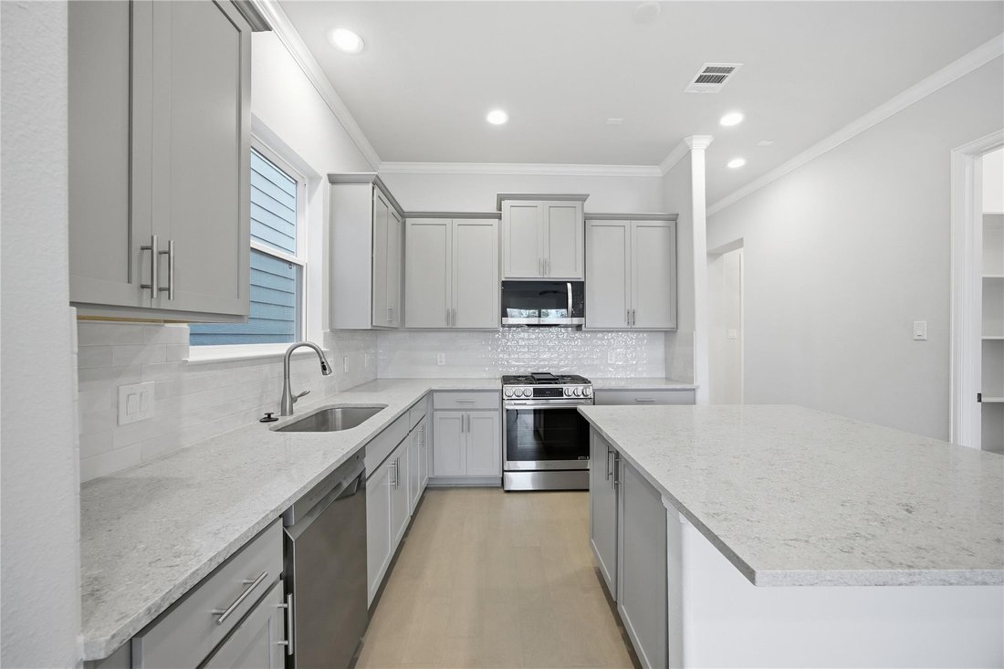 House in Houston, Texas, United States 5 - 17438281