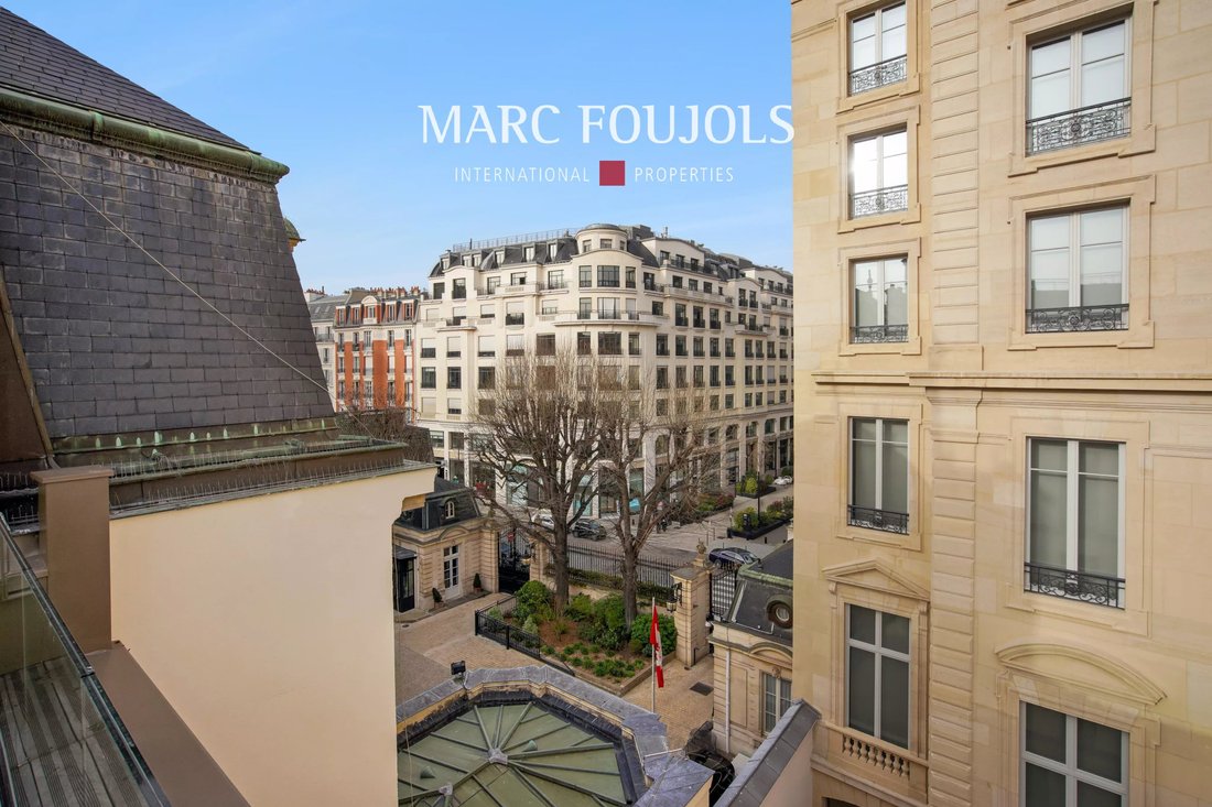 Apartment in Saint Philippe du Roule, Paris 8e Arrondissement, Paris 3 - 17436188