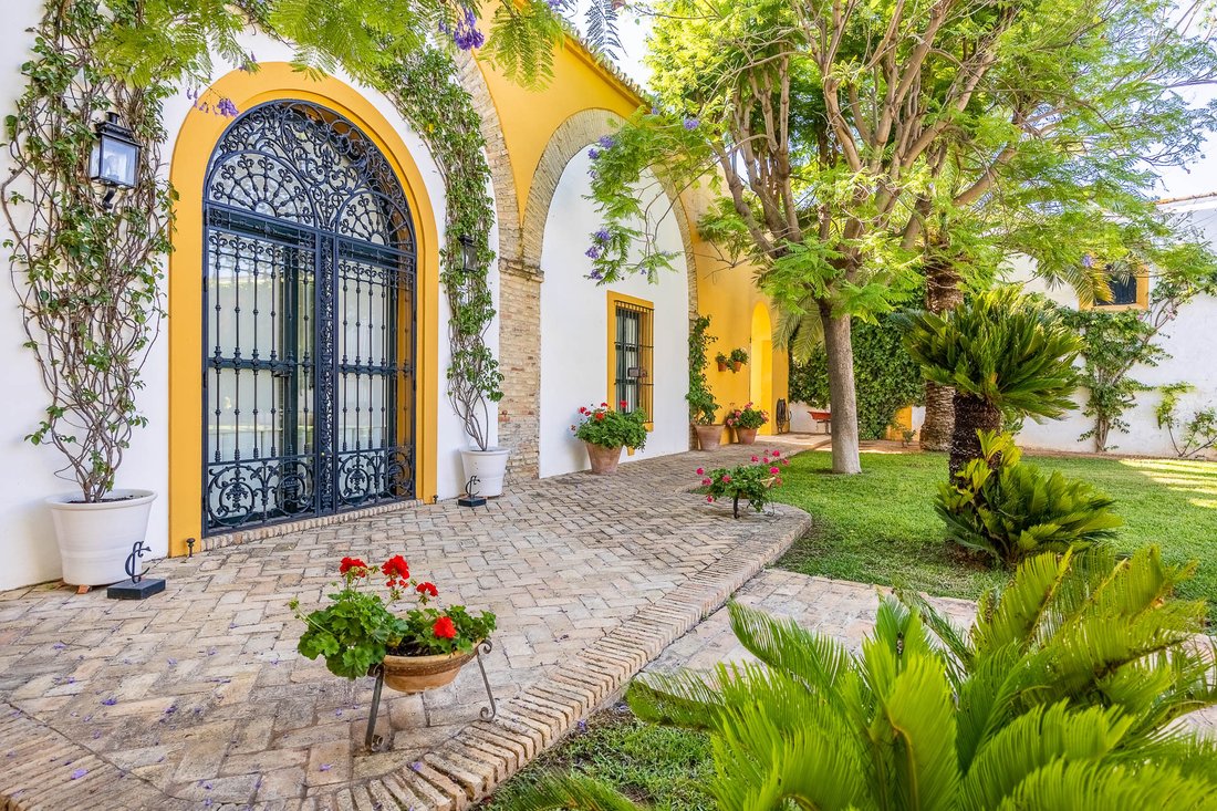 House in Umbrete, Andalusia, Spain 2 - 14371847