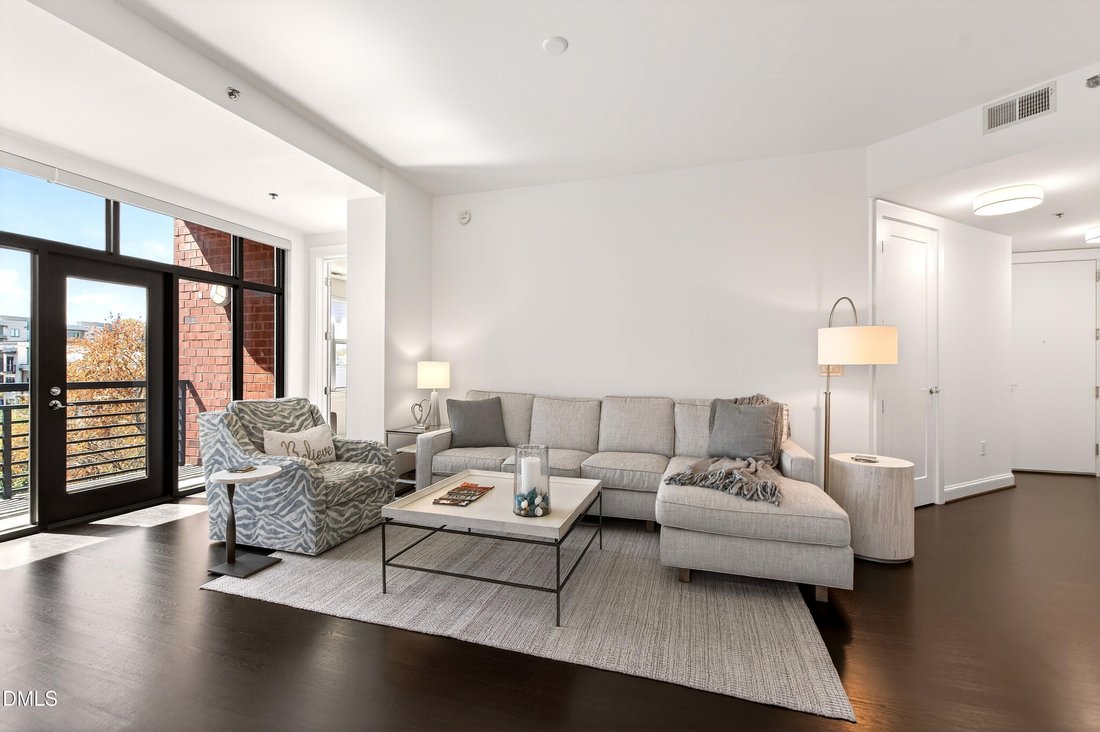 Condo in Raleigh, North Carolina, United States 5 - 17438252