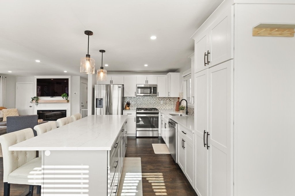 House in Chelmsford, Massachusetts, United States 5 - 17438342