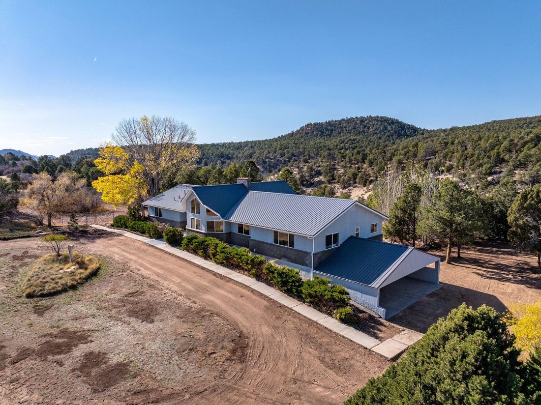 Orderville, Utah, United States 2 - 17435725