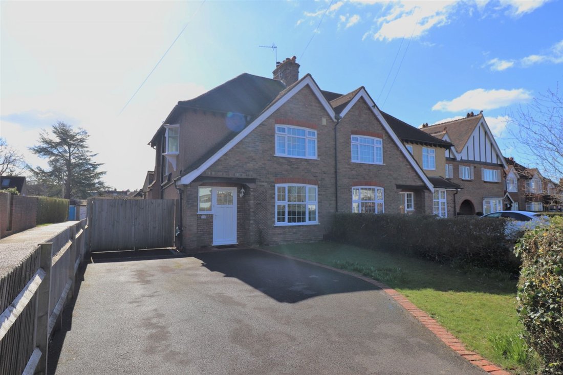 House in Burgess Hill, England 1 - 17436548