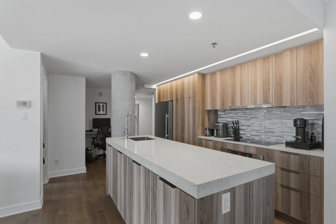 Condo in Montréal, Quebec, Canada 3 - 17438909